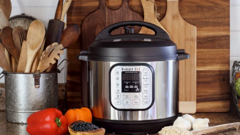 13 Delicious Low-Carb Foods That Can Be Cooked Quickly in the Instant Pot